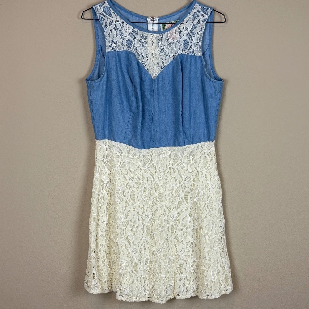 Flying Tomato Dainty Denim and Cream Lace Sleeveless Back Zip Closure Mini Dress